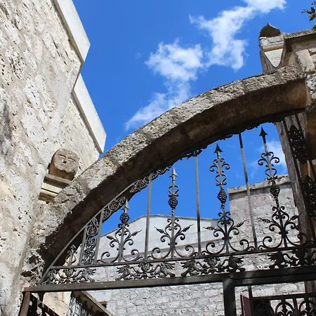 Masseria Tolla Bed & Breakfast