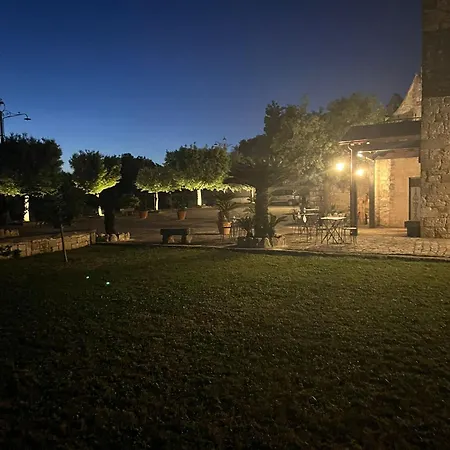 Masseria Tolla Bed and Breakfast 4*