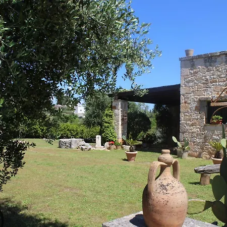 Masseria Tolla Bed and Breakfast 4*