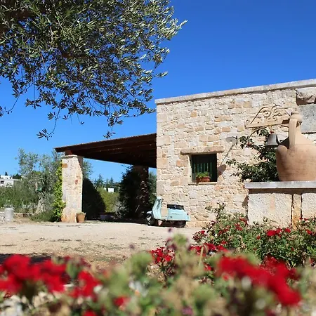 Masseria Tolla B&B 오스투니