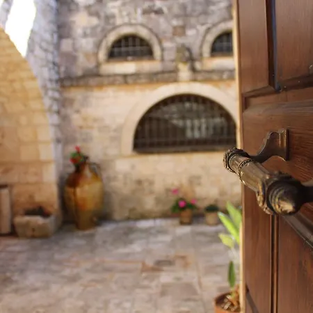 Masseria Tolla 오스투니