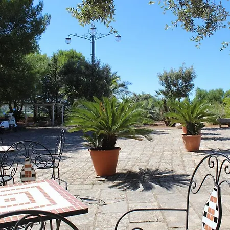 Masseria Tolla 오스투니