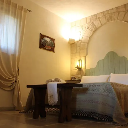 Masseria Tolla Couette-café *