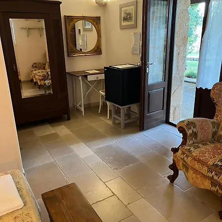 Masseria Tolla Bed & Breakfast