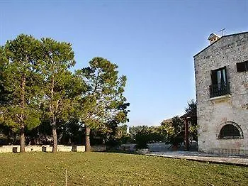 Masseria Tolla Bed & Breakfast