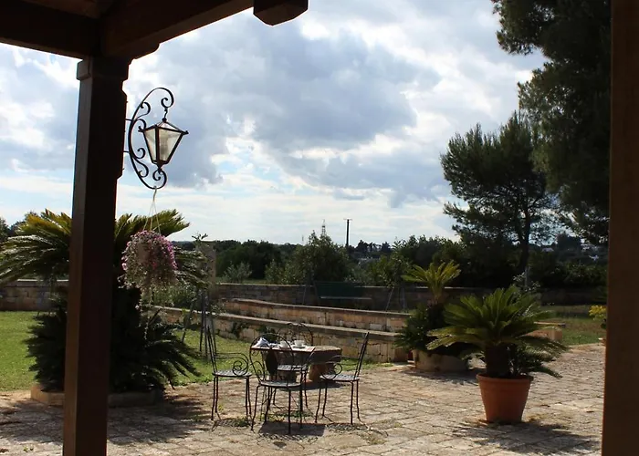 לינה וארוחת בוקר Masseria Tolla 4*