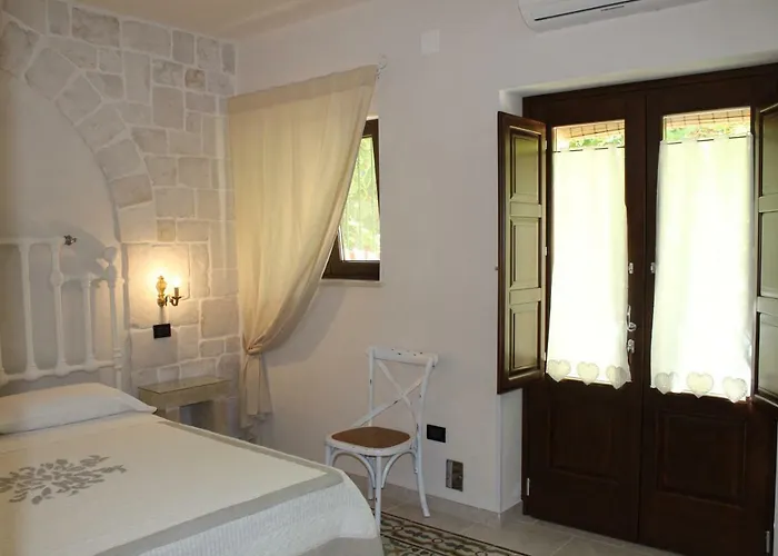 Alojamento de Acomodação e Pequeno-almoço Masseria Tolla 4*